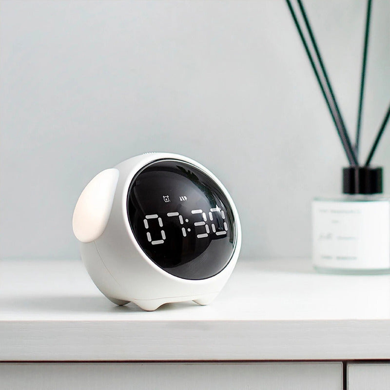 Reloj Despertador Emojis Blanco Infantil Interactivo – Expresiones Animadas y Alarma Personalizable